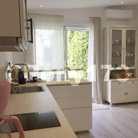 Proche Et 2 Pers בית נופש טולון