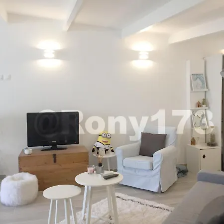 Proche Et 2 Pers Hébergement de vacances *